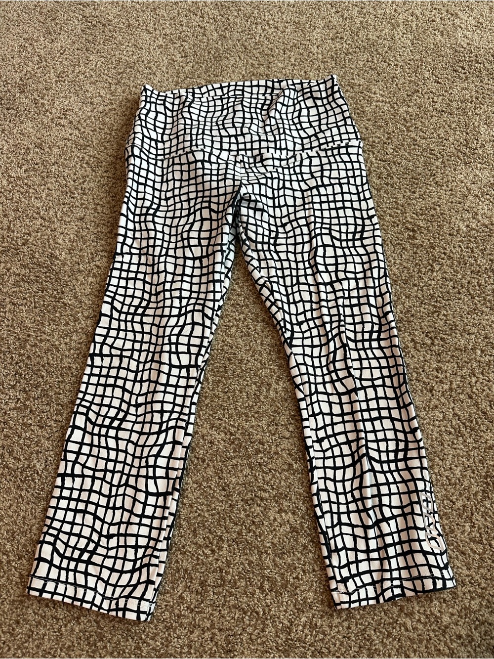 High-Waist Black & White Grid Leggings
